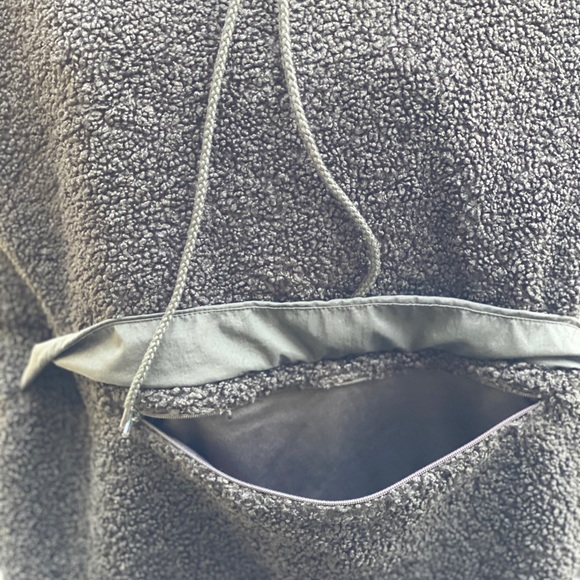 adidas High-Neck Sherpa Sweatshirt  Black XL - Picture 8 of 11